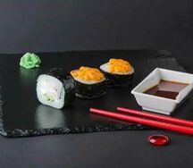 New Ролл запеченный с креветкой