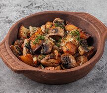 Картофель, жаренный с грибами