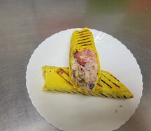Шаверма в сырном лаваше