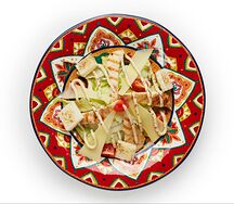 Салат Цезарь с курицей