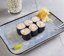Ролл с креветкой