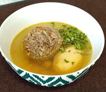 Суп с фрикадельками Кюфта
