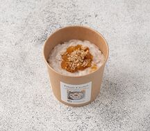 Каша 4 злака с курагой и орехами на кокосовом молоке