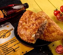 Чебурек с мраморной говядиной