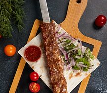 Люля-кебаб из говядины с сыром