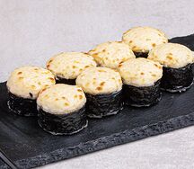 Запеченный сырный с курицей