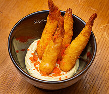 Креветки в темуре с соусом васаби