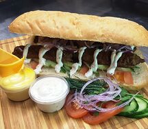 Сырный кебаб с люля из говядины