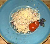 Паста с курицей и грибами