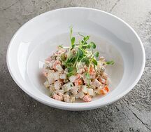 Оливье с копченой индейкой