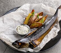 Подкопченная скумбрия с картофелем