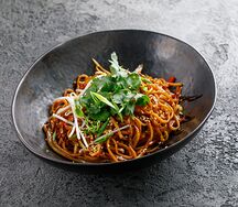 Лапша пшеничная с овощами