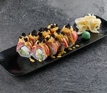 Авторский ролл с тунцом спайси