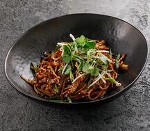 Лапша гречневая с говядиной