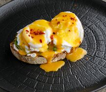 Бенедикт с креветками