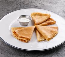 Блины со сметаной