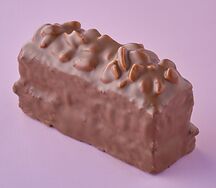 Пирожное Сникерс