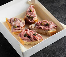 Брускетты Вителло Тонато