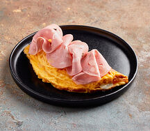 Омлет со сливочным сыром и мортаделлой