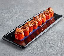 Запеченный ролл с лососем