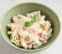 Паста с креветками и цукини