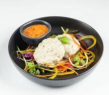 Куриные котлетки на пару с овощами