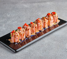 Опаленный с лососем и лакедрой