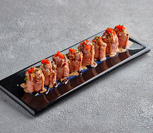 Опаленный с тунцом и лососем