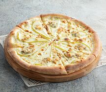 Пицца горгонзола с грушей