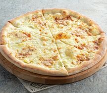 Пицца четыре сыра