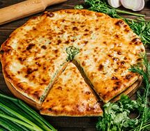Осетинский пирог с зеленью и сыром