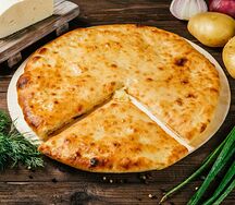 Осетинский пирог Картофджын с картофелем и сыром