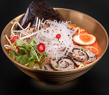 Рамен том ям со свининой