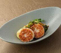 Биточки из снежного краба и креветок