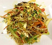 Удон с сезонными овощами