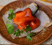 Приготовленный на костре перец