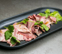 Пастрами из бычьего сердца с медовой горчицей и сельдереем