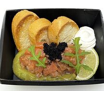 Тартар из лосося лайм