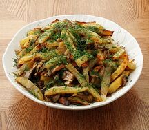 Жареный картофель с грибами