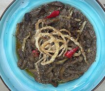 Говяжья печень в мясном соусе