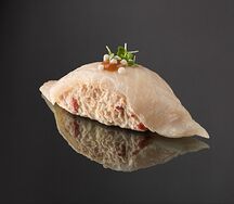 Угольная треска на крабе