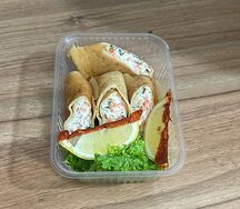 Блинчики с творожным сыром и семгой