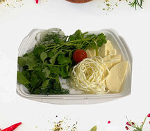 Сырное ассорти с зеленью