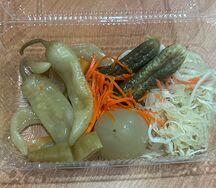 Ассорти соленья (цицак капуста квашенная помидор огурец)