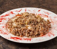 Гречневая каша с куриным филе