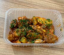 Жареная картошка с луком и свининой