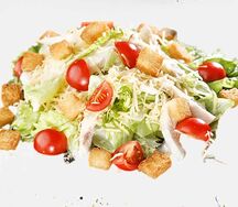 Салат Цезарь с сёмгой