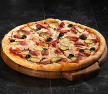 С охотничьими колбасками 40 см