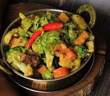 Сабджи с тофу