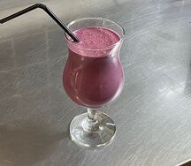 Милкшейк черничный